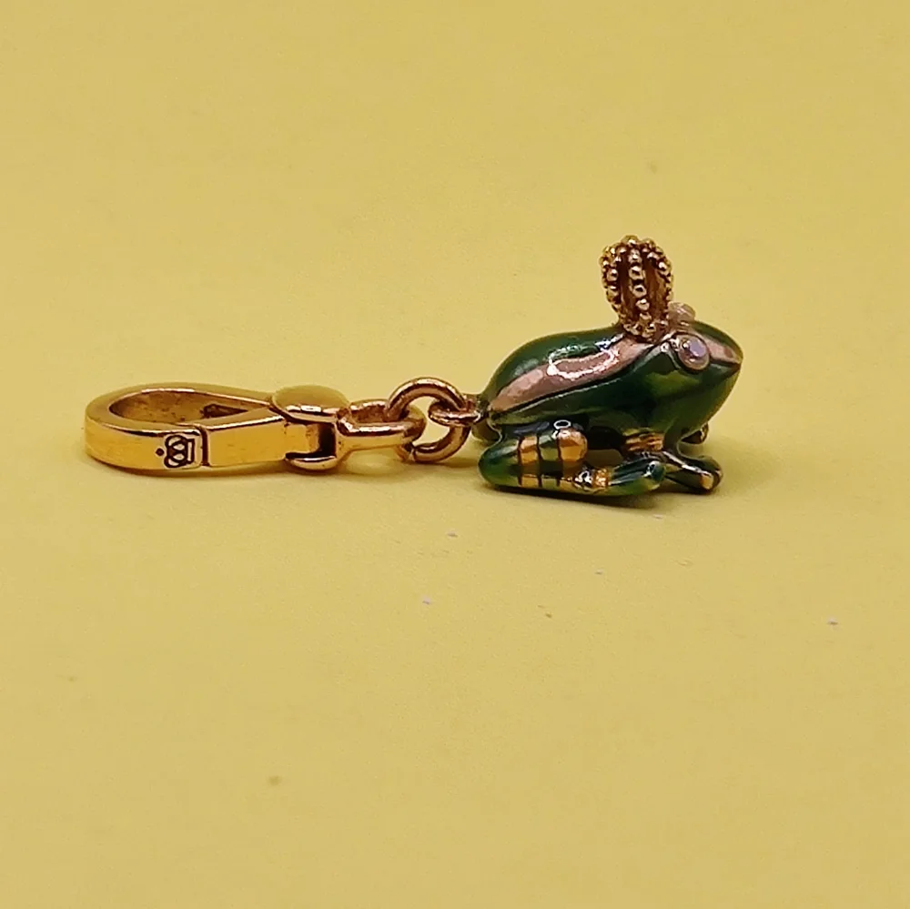 Juicy Couture Frog Royalty Charm 🐸👑 - Picture 3 of 14